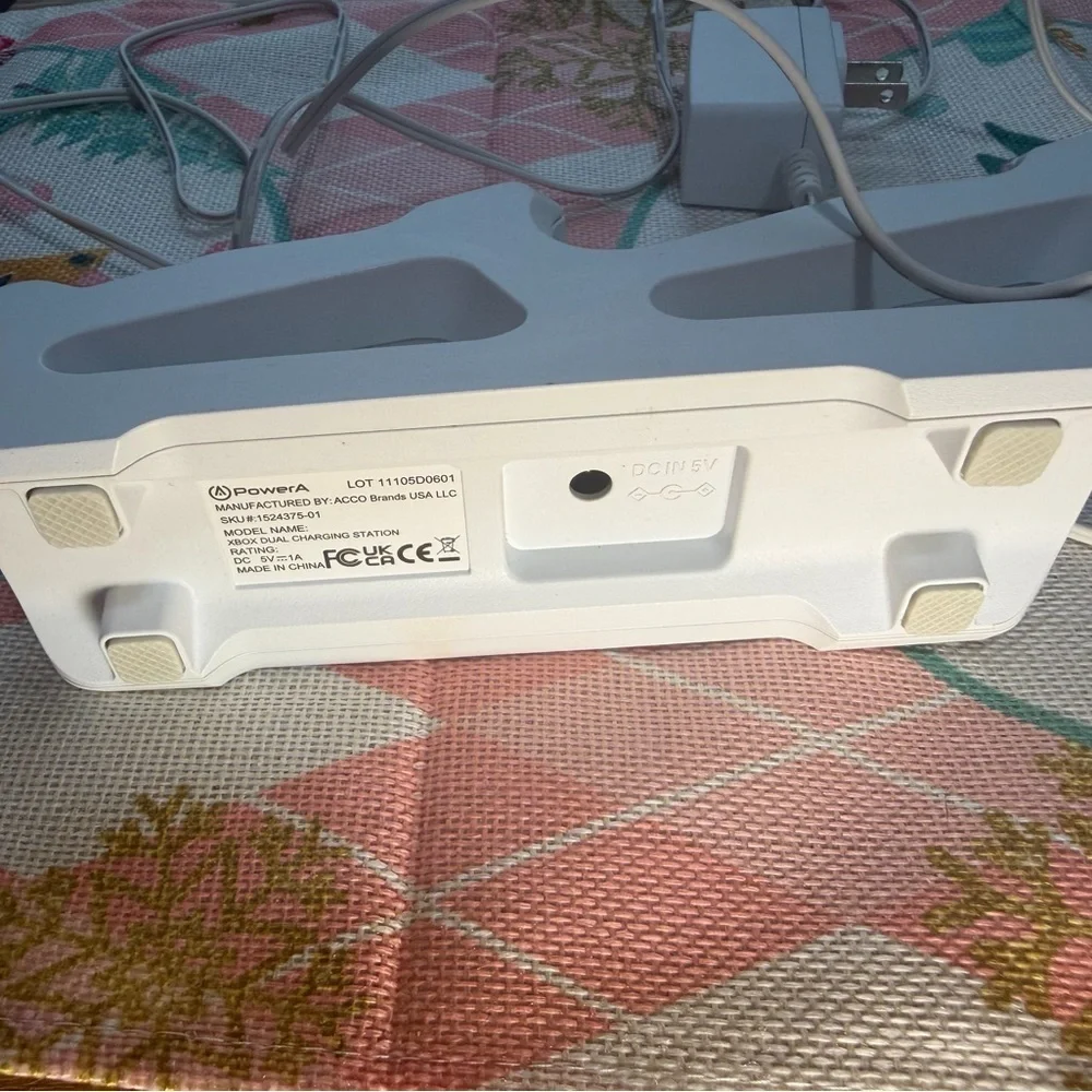 PowerA Duo Charging Station for Xbox White, Wireless Controller Charging